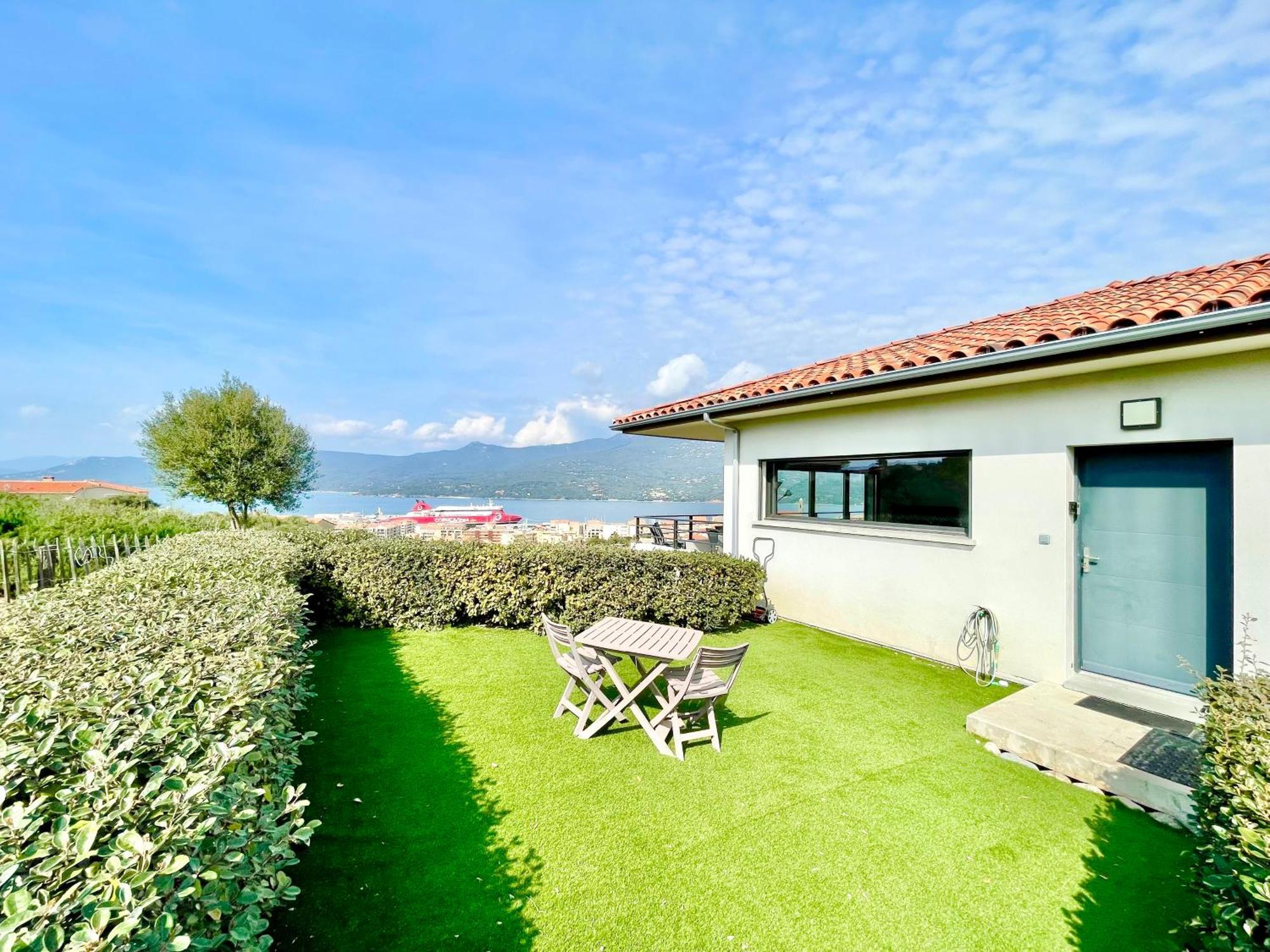 Vue 180°, Terrasse, Clim Appartement