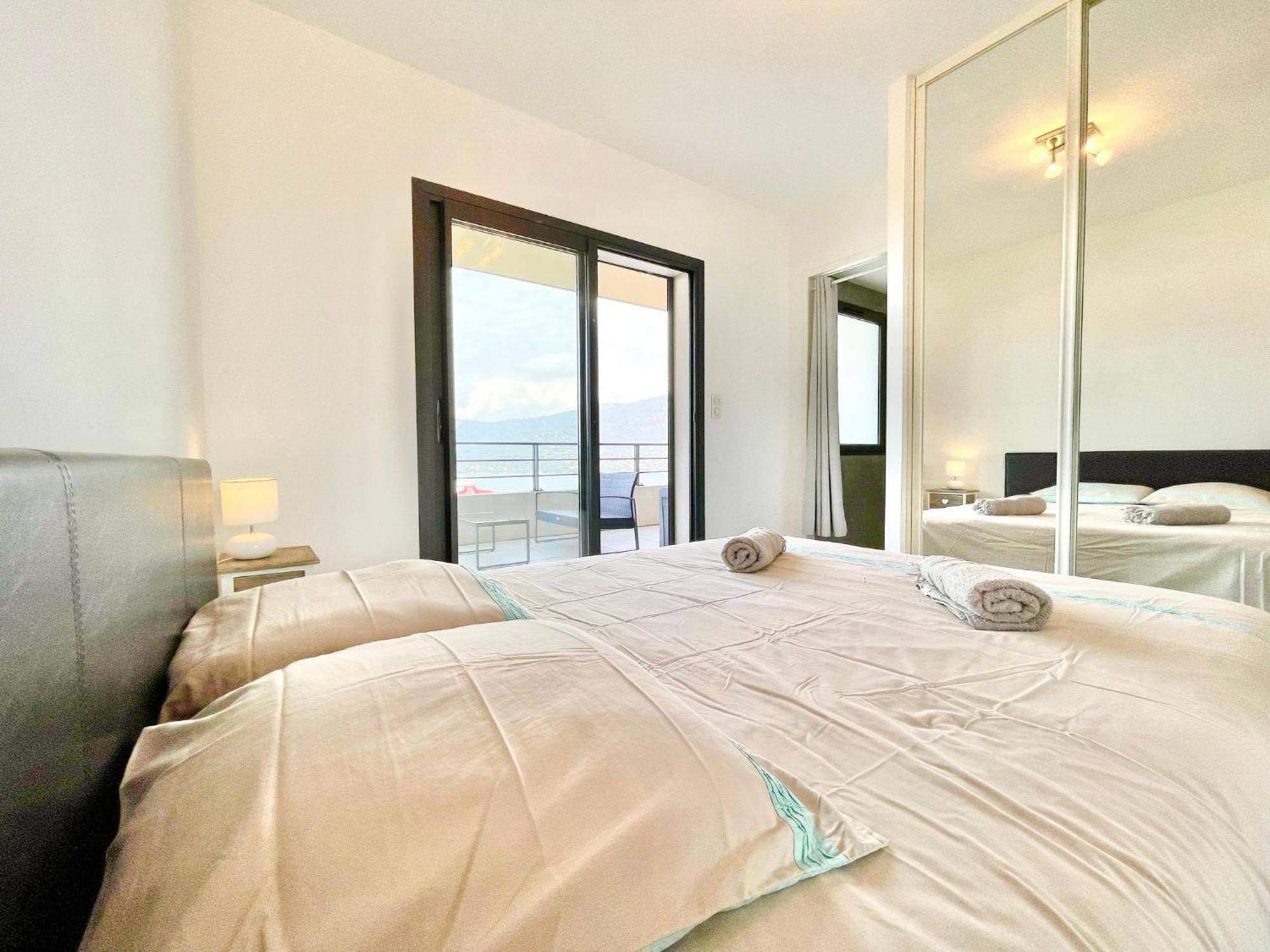 Appartement Vue 180°, Terrasse, Clim Propriano (Corsica)